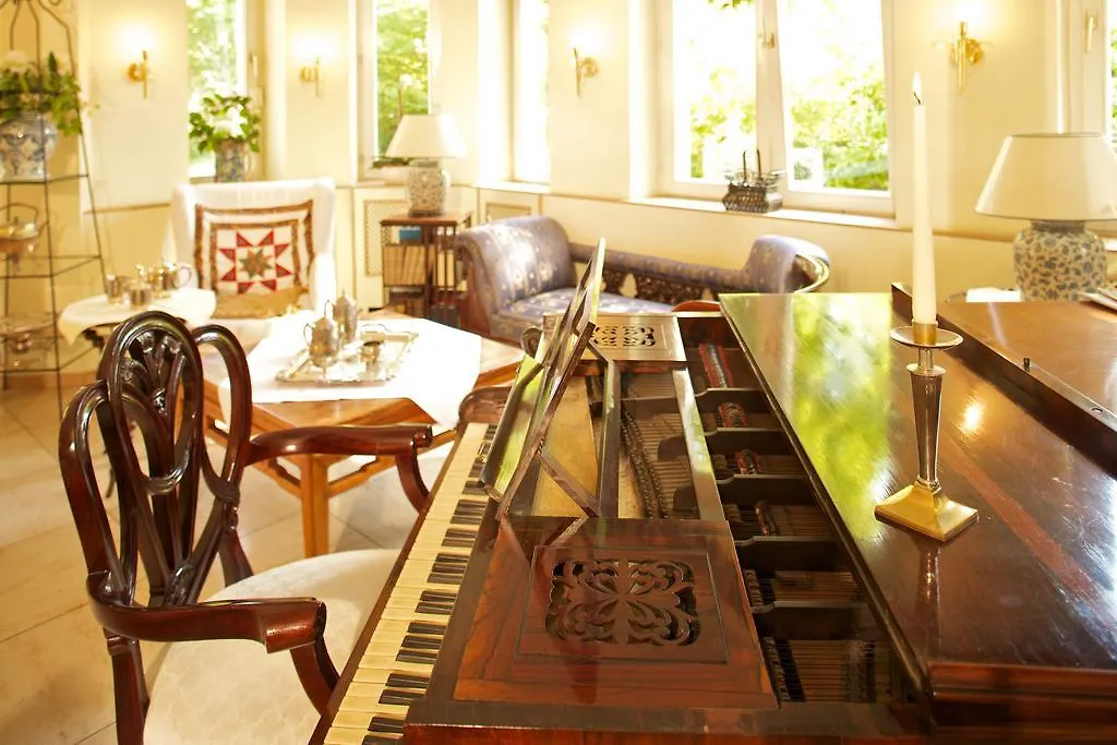 Hotel Villa Meererbusch  Meerbusch