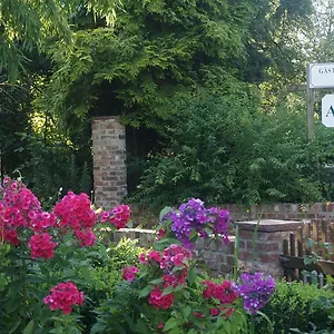 2* Gasthuis Gaestehaus Kersting
