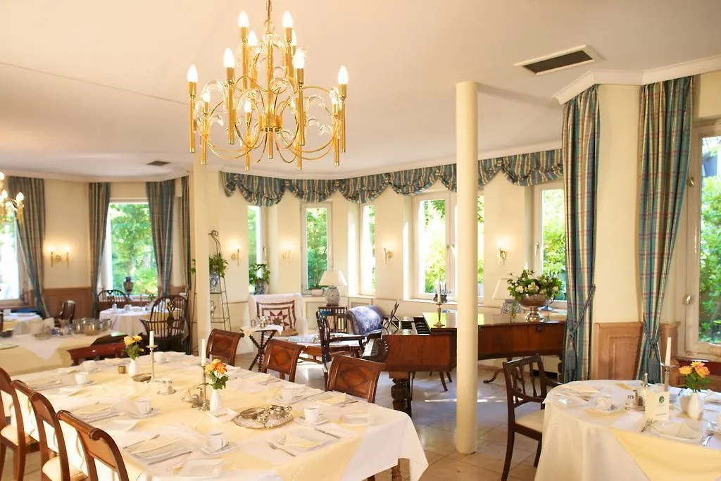 Hotel Villa Meererbusch Meerbusch 3*,